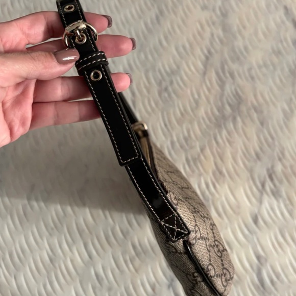 Authentic Gucci Tattoo Collection Monogram Baguette Shoulder Bag - Picture 7 of 11